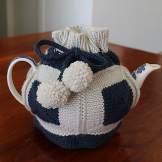 4456 Criss-Cross Motif Tea Cosy Leaflet