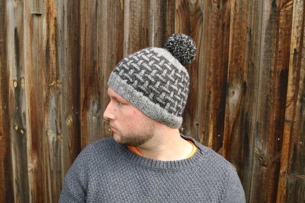 31997 Acacia Mosiac Beanie (e-pattern)