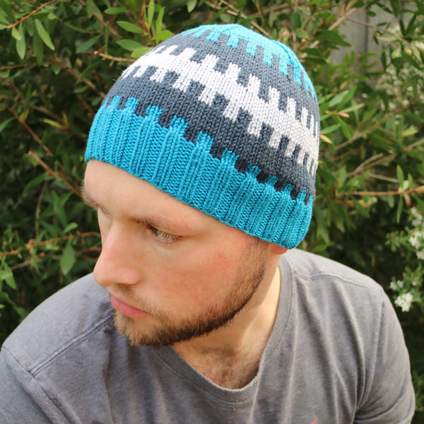 31998 Cogs Mosaic Beanie (e-pattern)