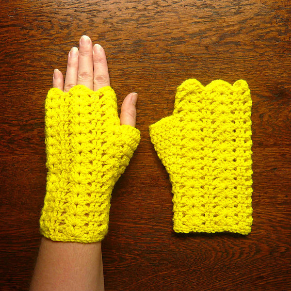 Glorieux 4ply Crochet Mitts (e-pattern)